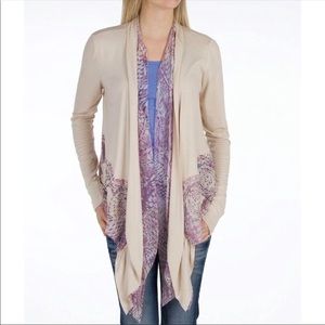 GIMMICKS BY BKE Lightweight Cardigan Coverup Long Sleeve Waterfall NWT Medium